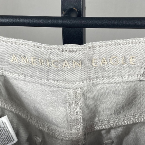 NEW American Eagle Outfitters Jeans Womens 2 tan beige denim mom jeans preppy - Picture 4 of 11